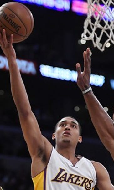 Lou Williams leads Lakers to season sweep of Hawks, 109-94